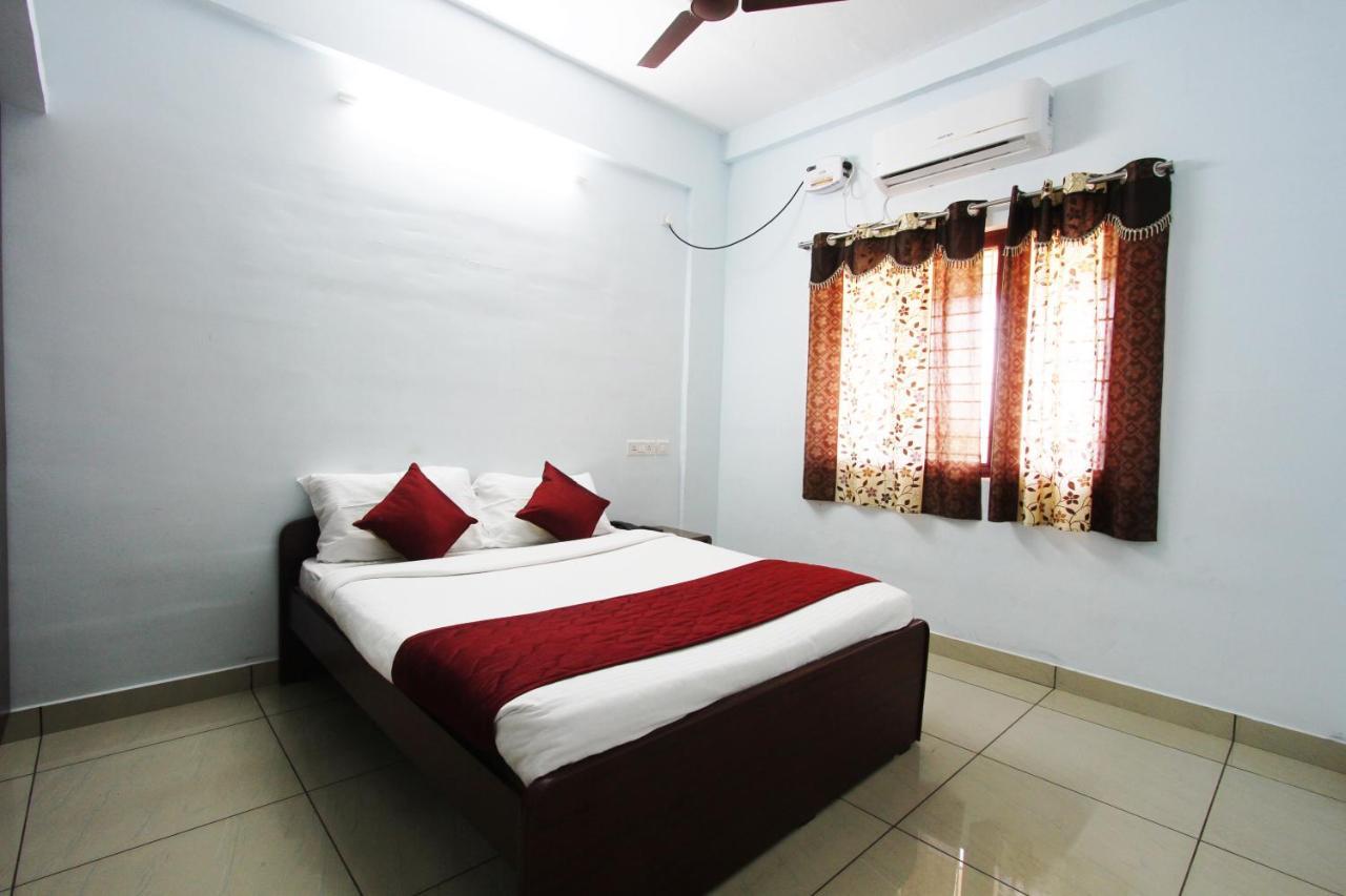 Lakshana Service Apartment - Big Temple Thanjavur Exterior foto