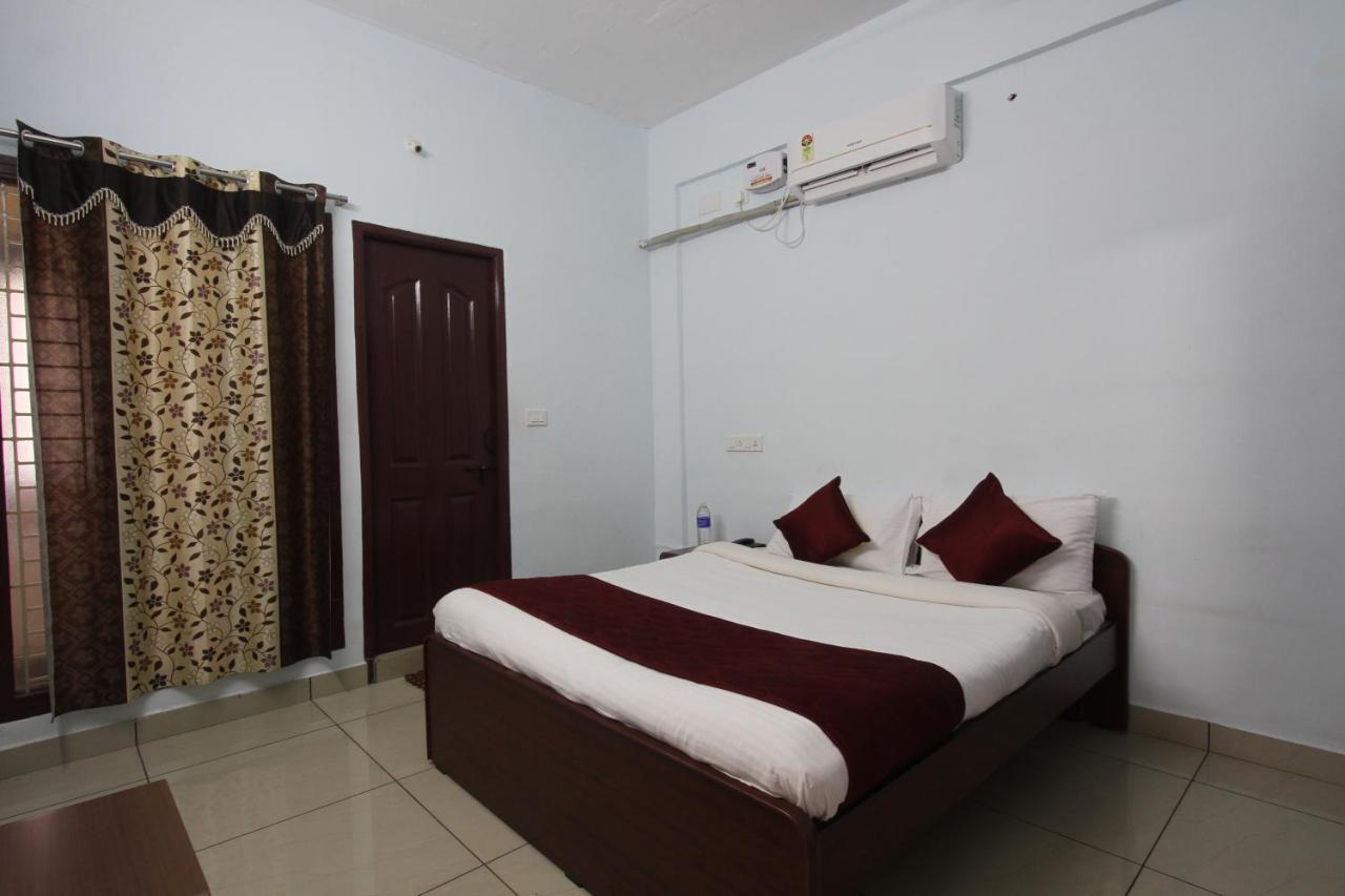 Lakshana Service Apartment - Big Temple Thanjavur Exterior foto